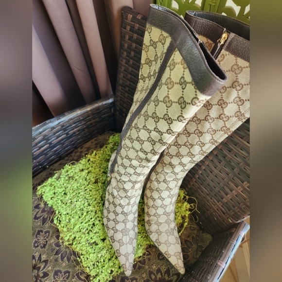 GUCCI Tan GG Canvas Monogram Side Rings Leather Luxury Heels Y2k Pointy Boots 39 - Picture 6 of 13